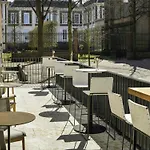 Hotel Moevenpick 4*