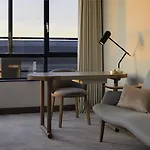 Moevenpick Szálloda 4*